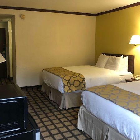 Baymont By Wyndham Queensbury/Lake George Extérieur photo