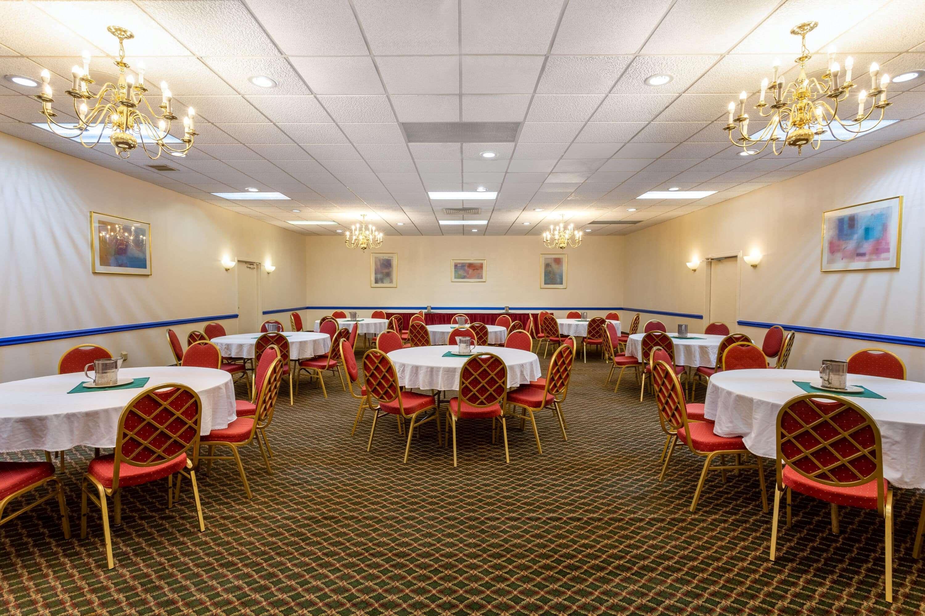 Baymont By Wyndham Queensbury/Lake George Extérieur photo