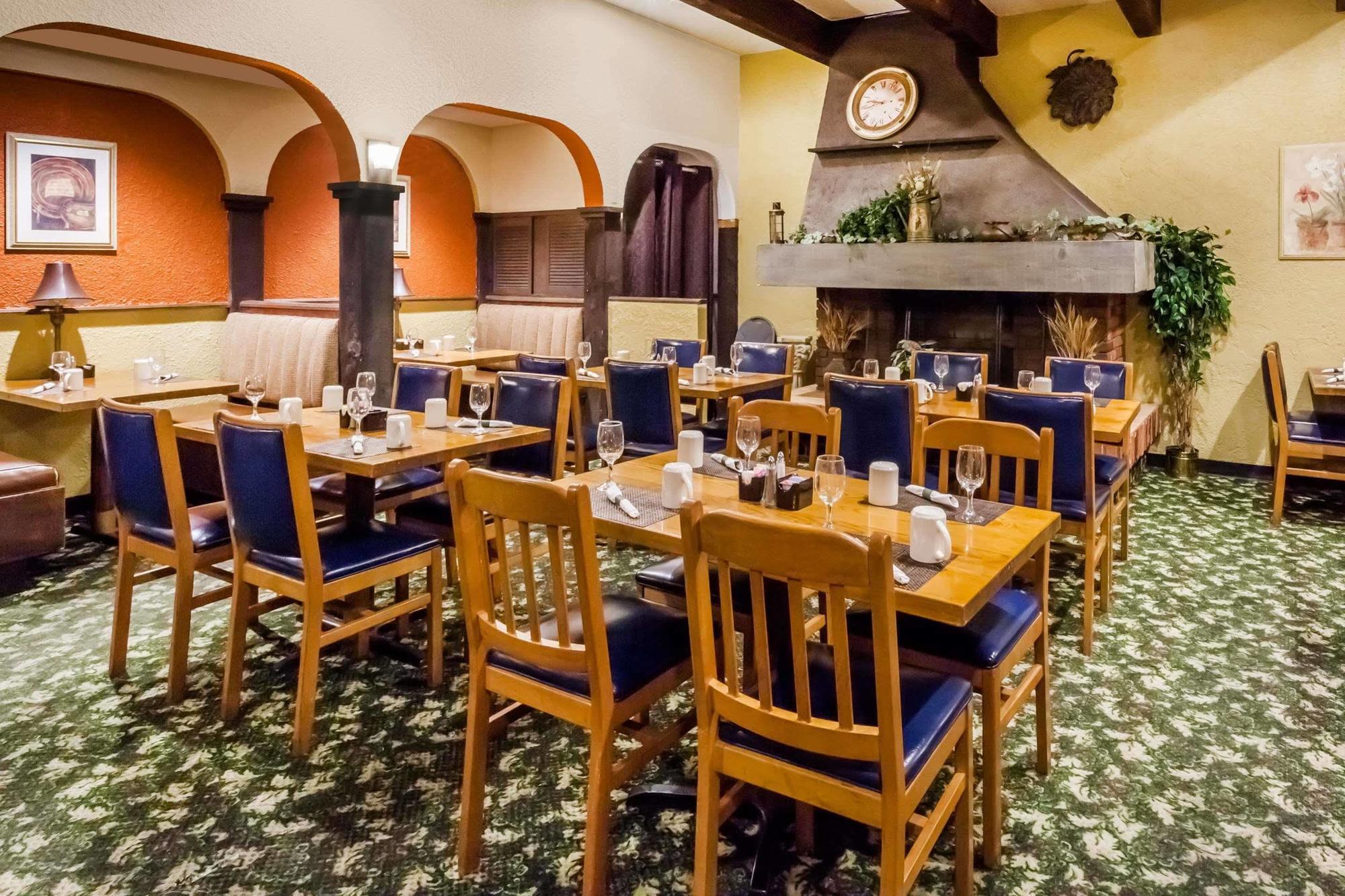 Baymont By Wyndham Queensbury/Lake George Extérieur photo
